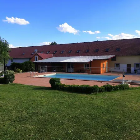 Vehlovice Apartments Melnik Exterior photo