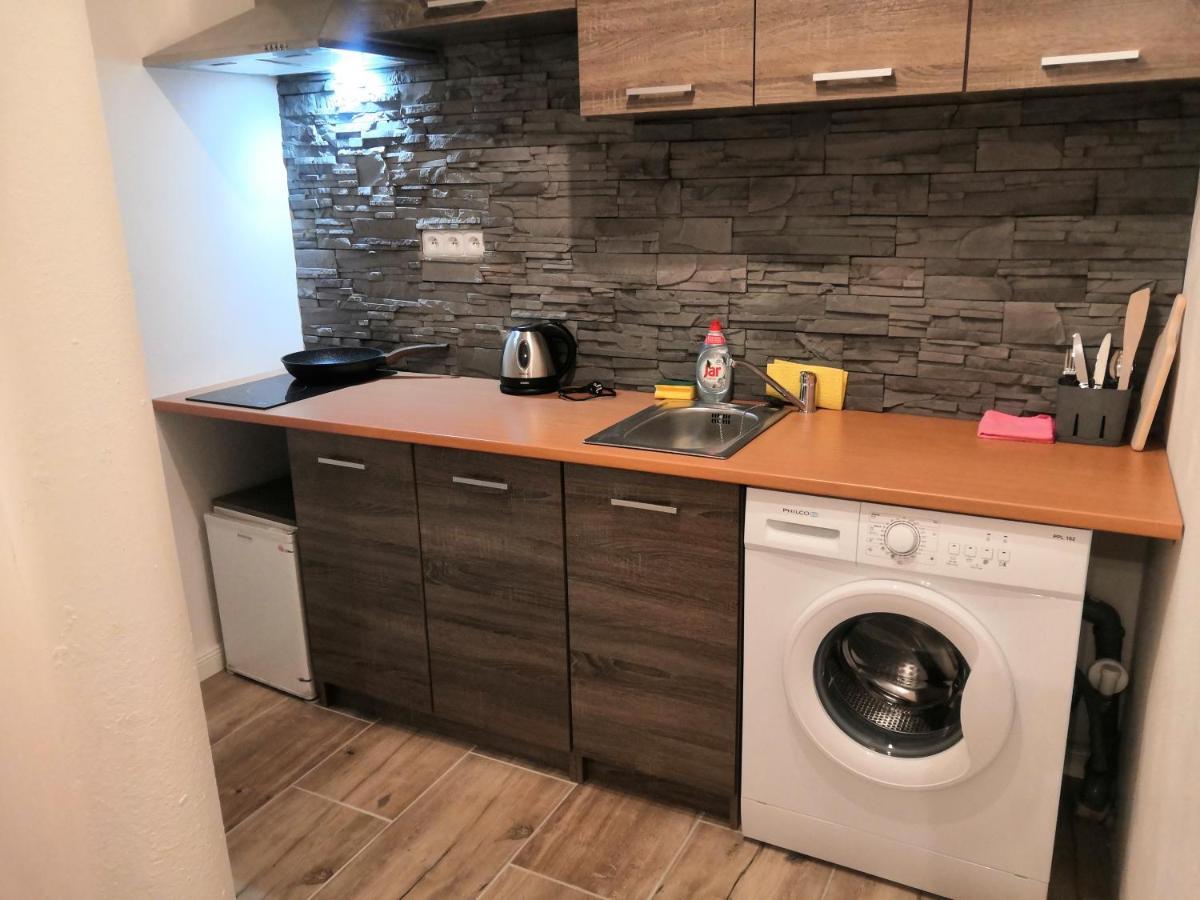 Vehlovice Apartment