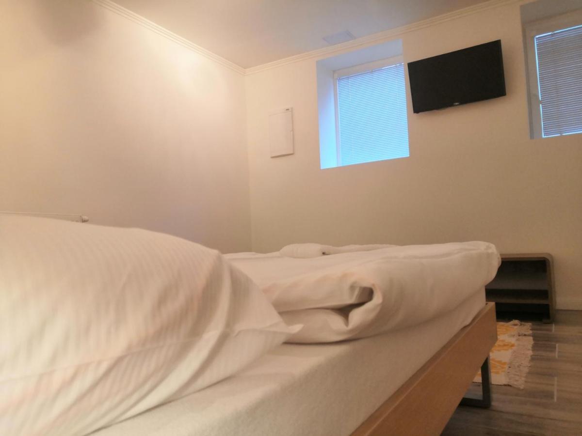 Vehlovice Apartment *