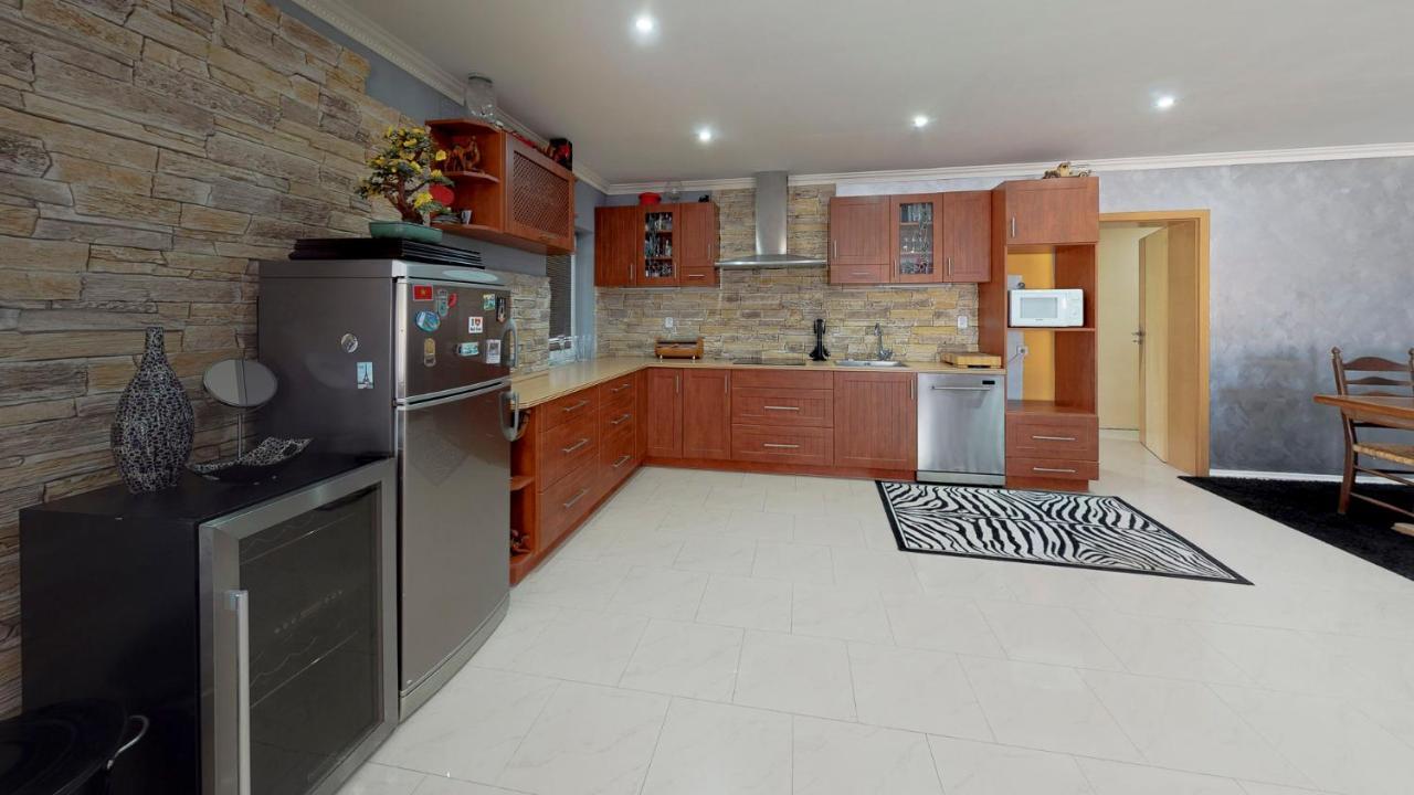 Vehlovice Apartment *